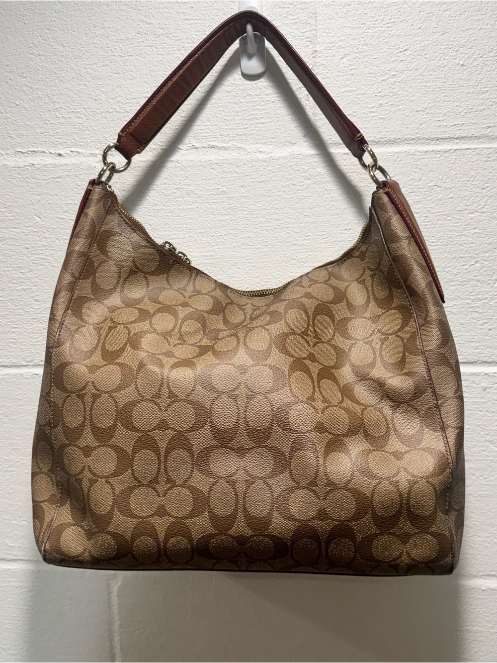 Coach Signature C Embossed Leather Hobo Shoulder Bag - Picture 2 of 9